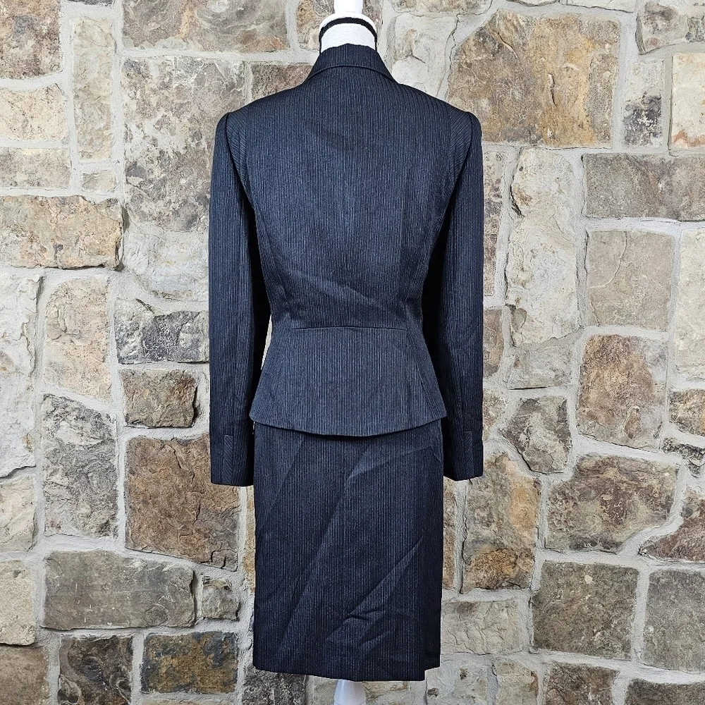 Tahari 16 16P Striped Skirt Suit Set